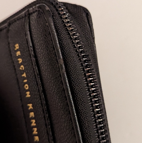 💰 Kenneth Cole Reaction Wallet in Black - Picture 8 of 10